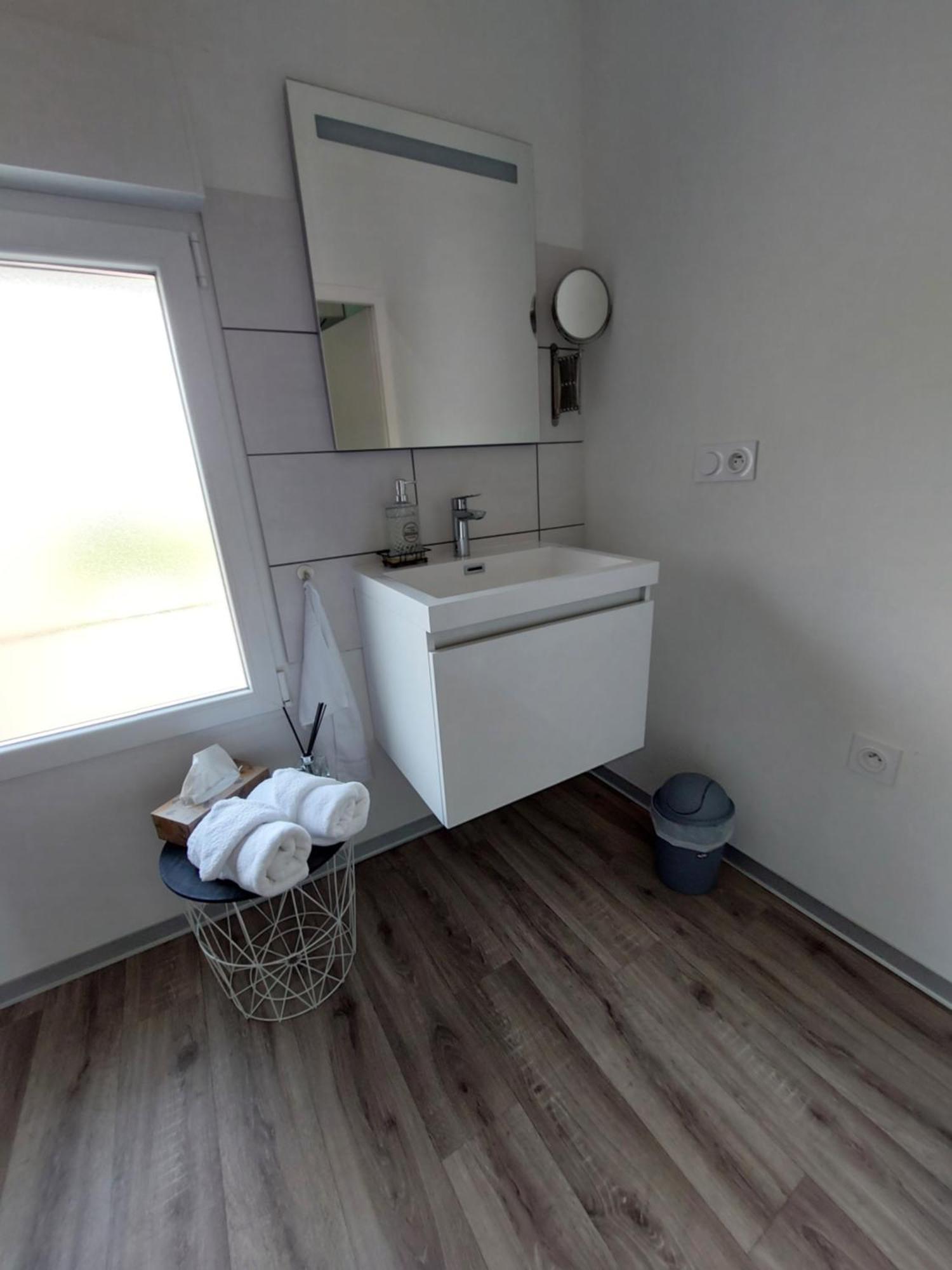 Les Loges De Vero Duplex , Neuf Classe 3 Etoiles - Garage Velo Et Moto - Parking Prive - 1 Et Un Canape Convertible - Gere Par Prestazen'services